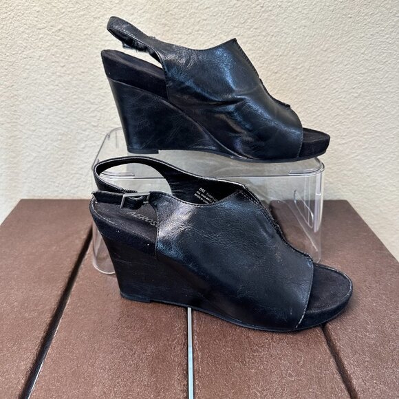 AEROSOLES Sunplush Shootie Wedges Sandals Black - 8 - Picture 2 of 12